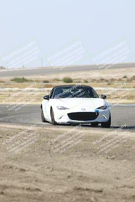 media/Oct-18-2025-Speed Ventures (Sat) [[8b3b7cf525]]/Yellow/Session 3 (Sunset)/